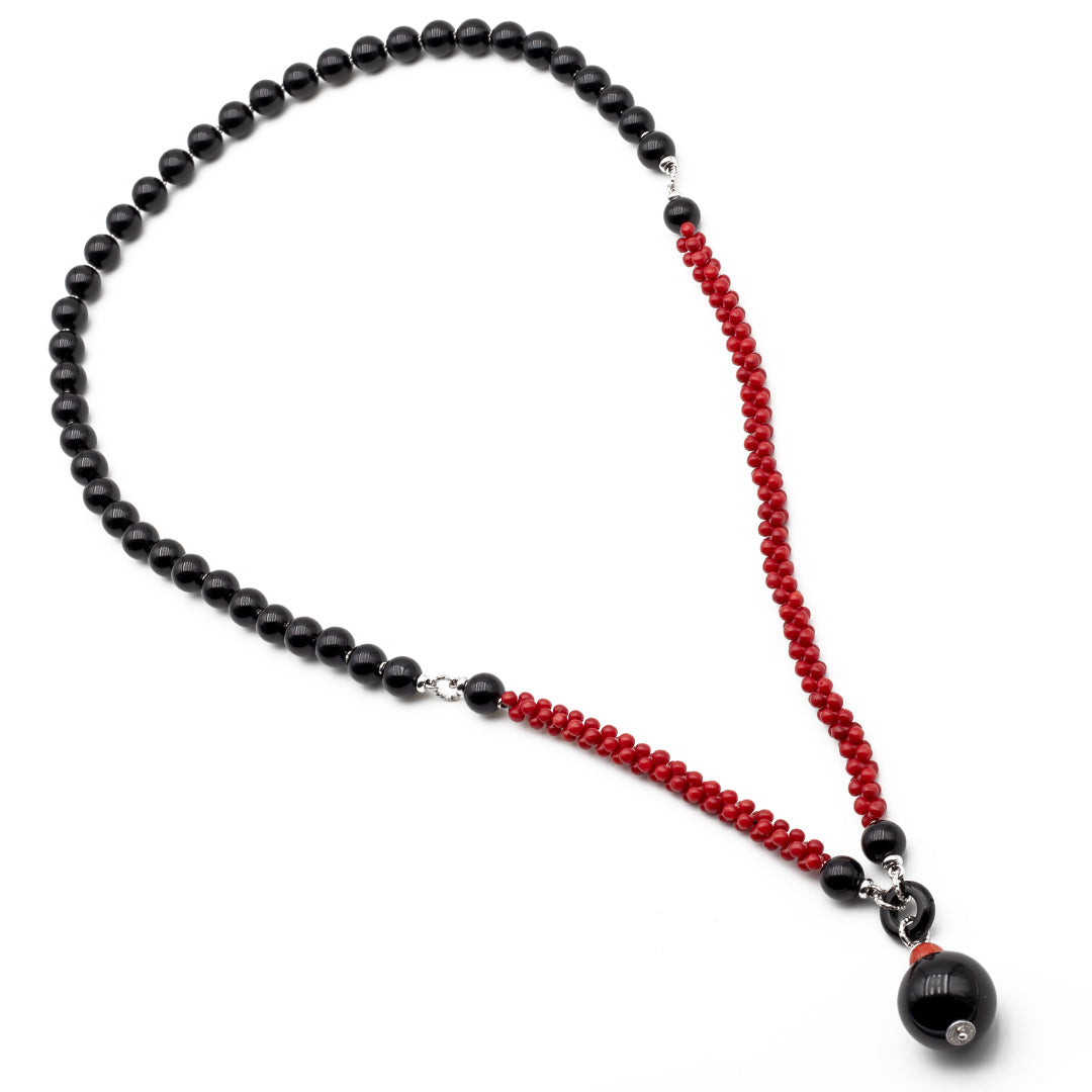 collana lunga in pietre dure e argento rodiato con corallo bambu e onice - via condotti store